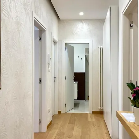 Laus Via Marchese Di Montrone - Lux & Design In The Center Of - New Opening Lägenhet